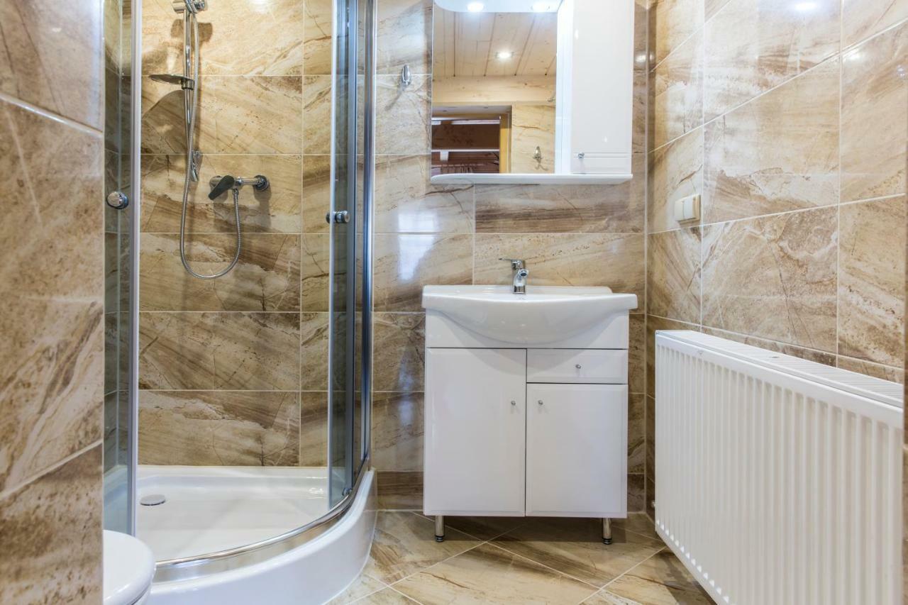 Udanypobyt Apartamenty Przy Lesie 2 Koscielisko Luaran gambar